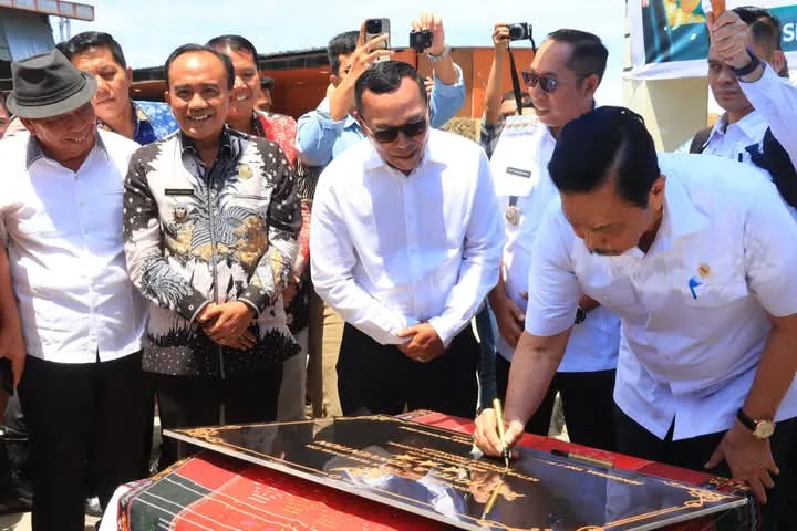 Ketua DEN RI, Luhut Binsar Panjaitan Resmikan Abe Hotel and Convention di Tapanuli Utara