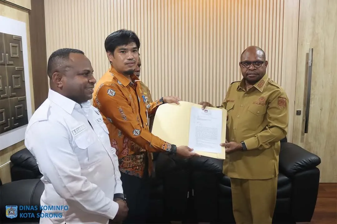 Audensi, KPU Kota Sorong Serahkan Laporan Kepada Walikota Penggunaan Dana Hibah Pilkada 2024