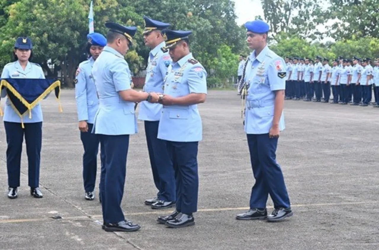Danlanud Sultan Hasanuddin Pimpin Serah Terima Jabatan Danskadron Udara 5