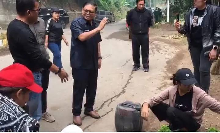 Wakil Bupati Karo Pantau Pelaksanaan Gotong Royong di Puncak Gundaling Berastagi