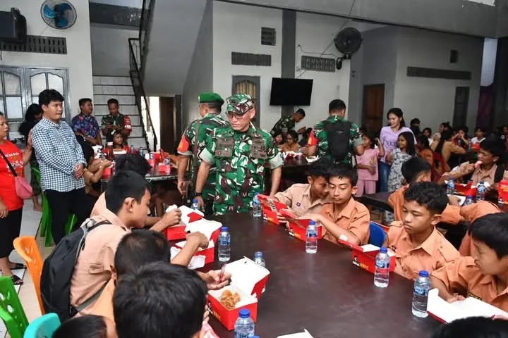 Kodam I/BB Gelar Program Makan Sehat Bergizi untuk 250 Anak Panti Asuhan di Deli Serdang