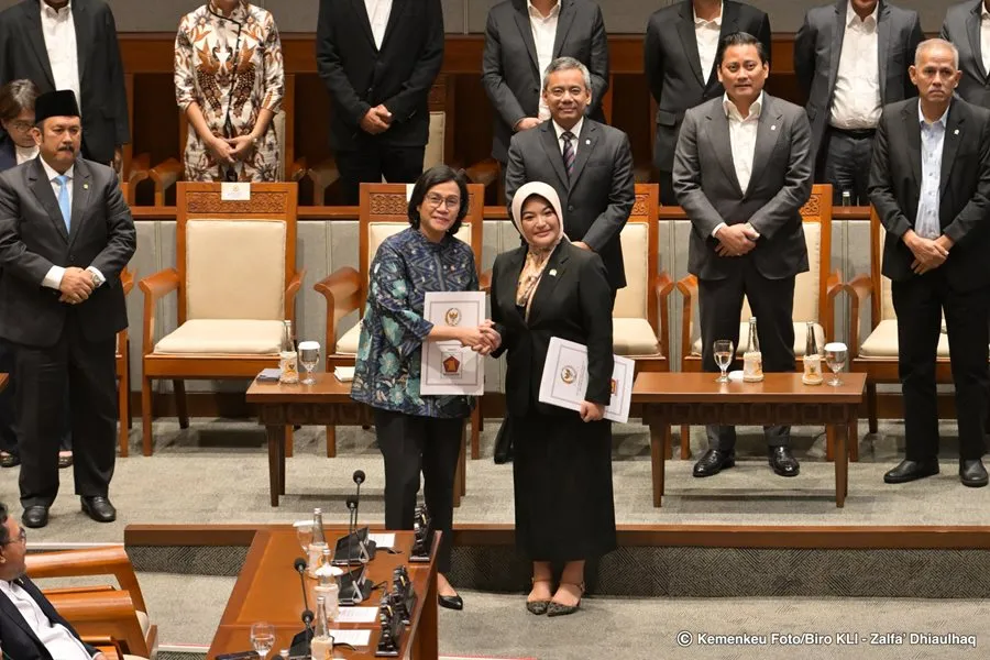 Menkeu Hadiri Rapat Paripurna DPR dengan Agenda Penyampaian Pandangan Fraksi untuk KEM PPKF 2026