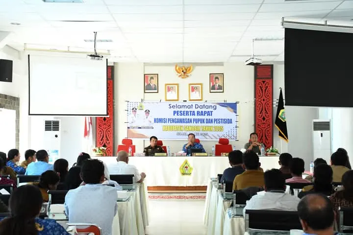 Pemkab Samosir Tegaskan Pupuk Bersubsidi Harus Dijual Dengan Batas HET