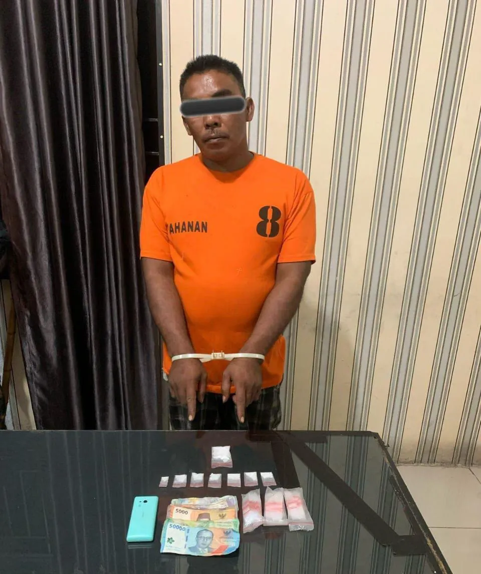 Residivis Ditangkap di Gubuk Perladangan, Polres Tanah Karo Amankan 12,21 Gram Sabu