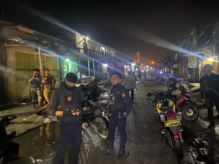TNI-Polri Bubarkan Aksi Tawuran di Belawan, 1 Celurit Ditemukan