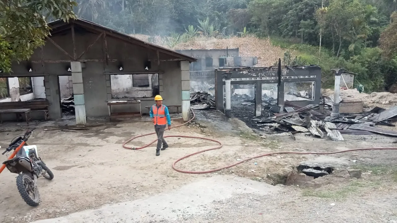 Tiga Unit Rumah di Lau Tawar Dairi Dilalap Sijago Merah