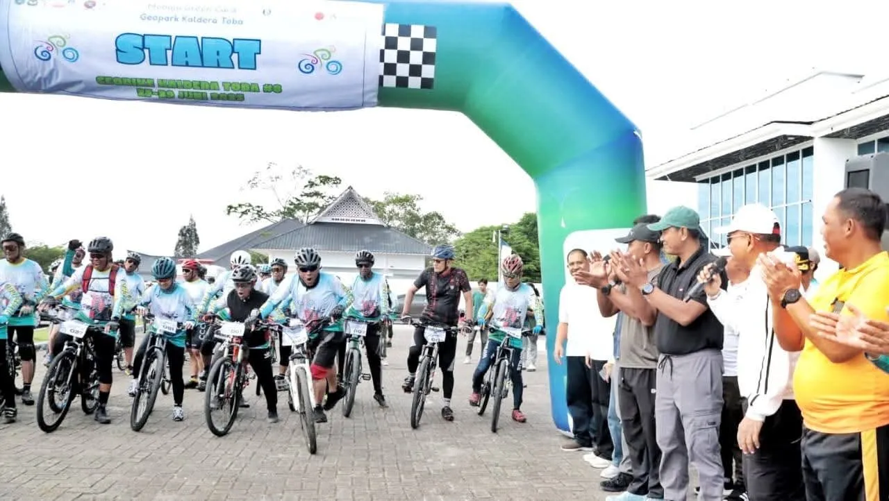 Bupati Simalungun Lepas Peserta Geobike Kaldera Toba #8