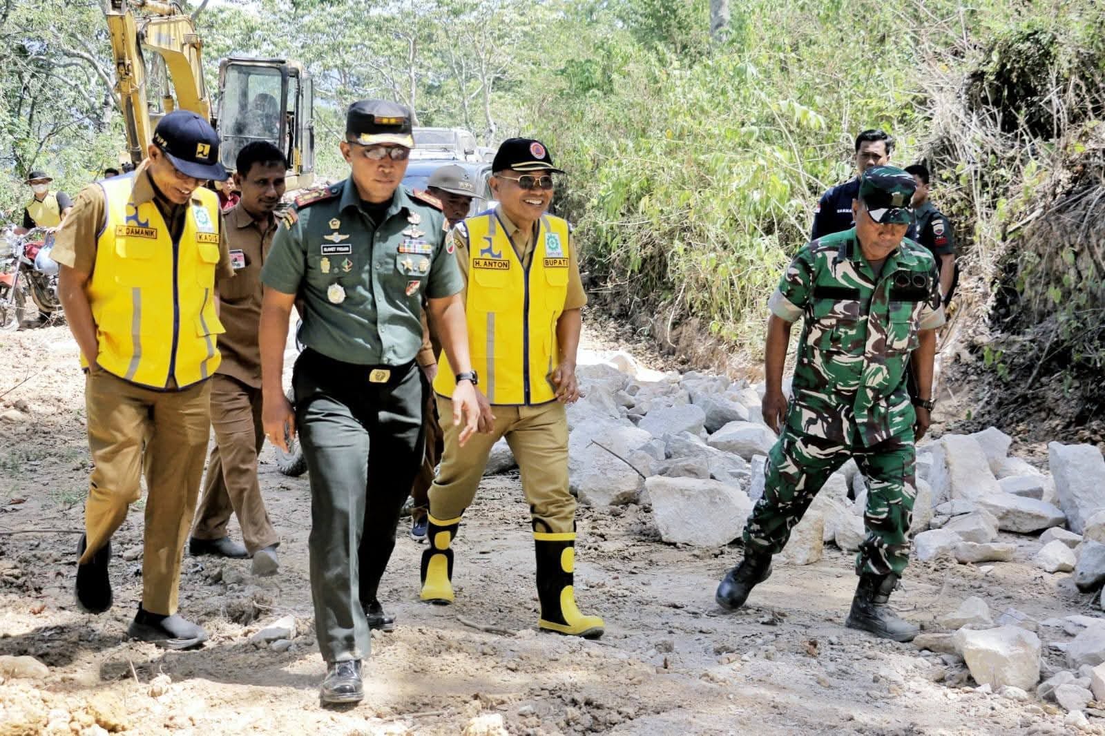 Kolaborasi Pemkab Simalungun dengan Kodim 0207/Sml Bangun Jalan Sepanjang 6,5 Km