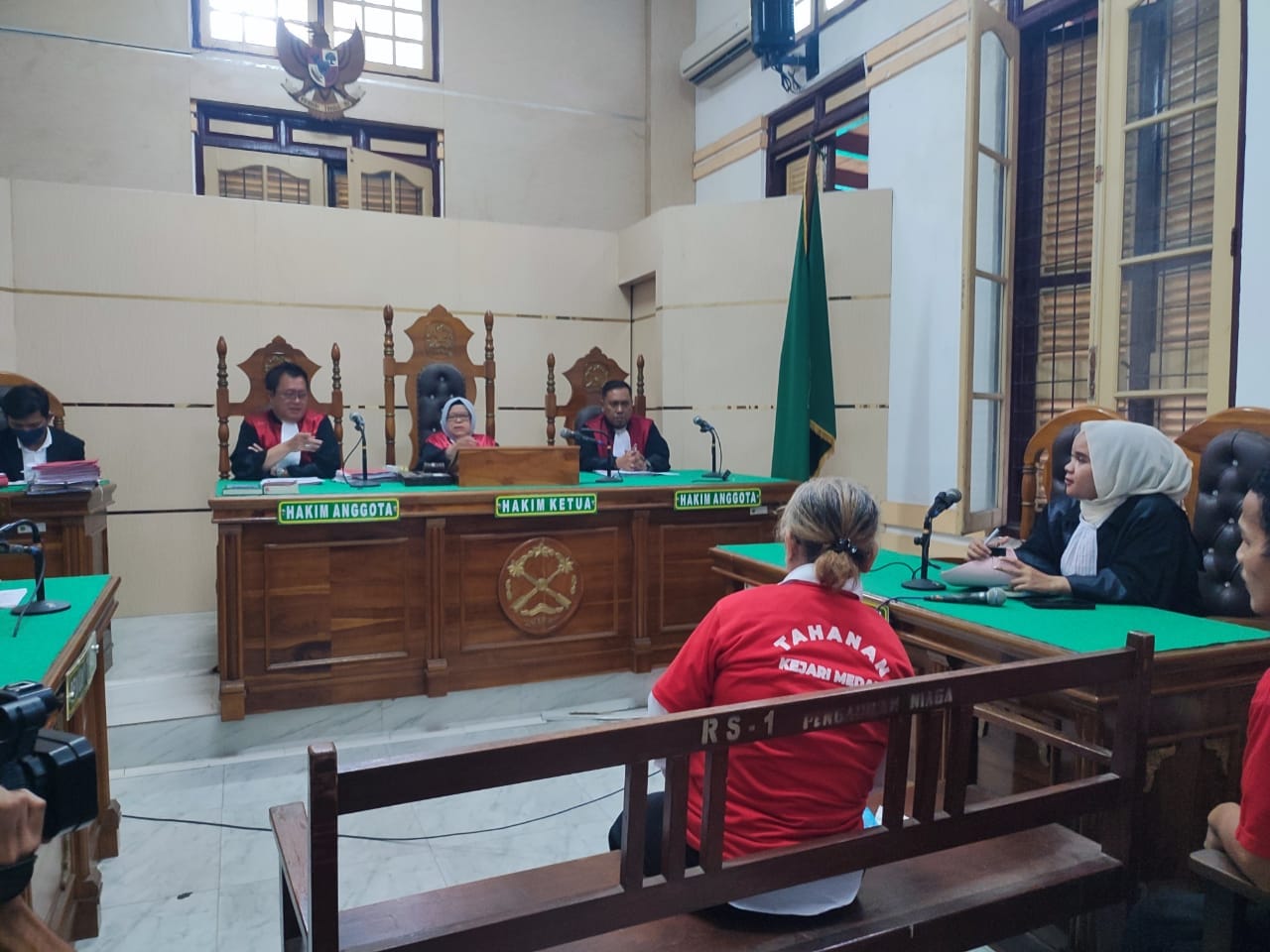 Bunuh Suami, Oknum Dosen Dituntut Hukuman Mati