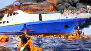 KM Barcelona Terbakar di Perairan Talise, Satu Penumpang Ibu Hamil Meninggal