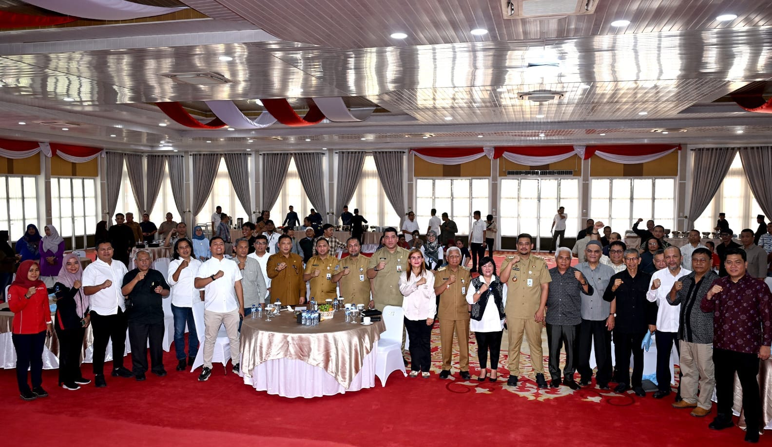 Silaturahmi dengan Pemred, Bobby Nasution Minta OPD Terbuka dengan Wartawan