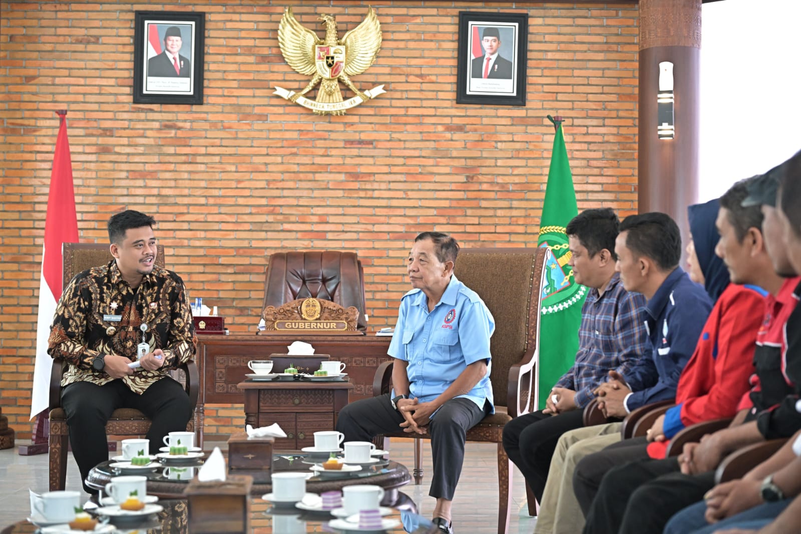 Gubsu Bertemu Serikat Buruh, Bahas Lanjutan Kenaikan Upah dan Rumah Subsidi