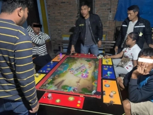 Satreskrim Polres Tanah Karo Grebek Judi Mesin Ikan di Desa Kutagaluh