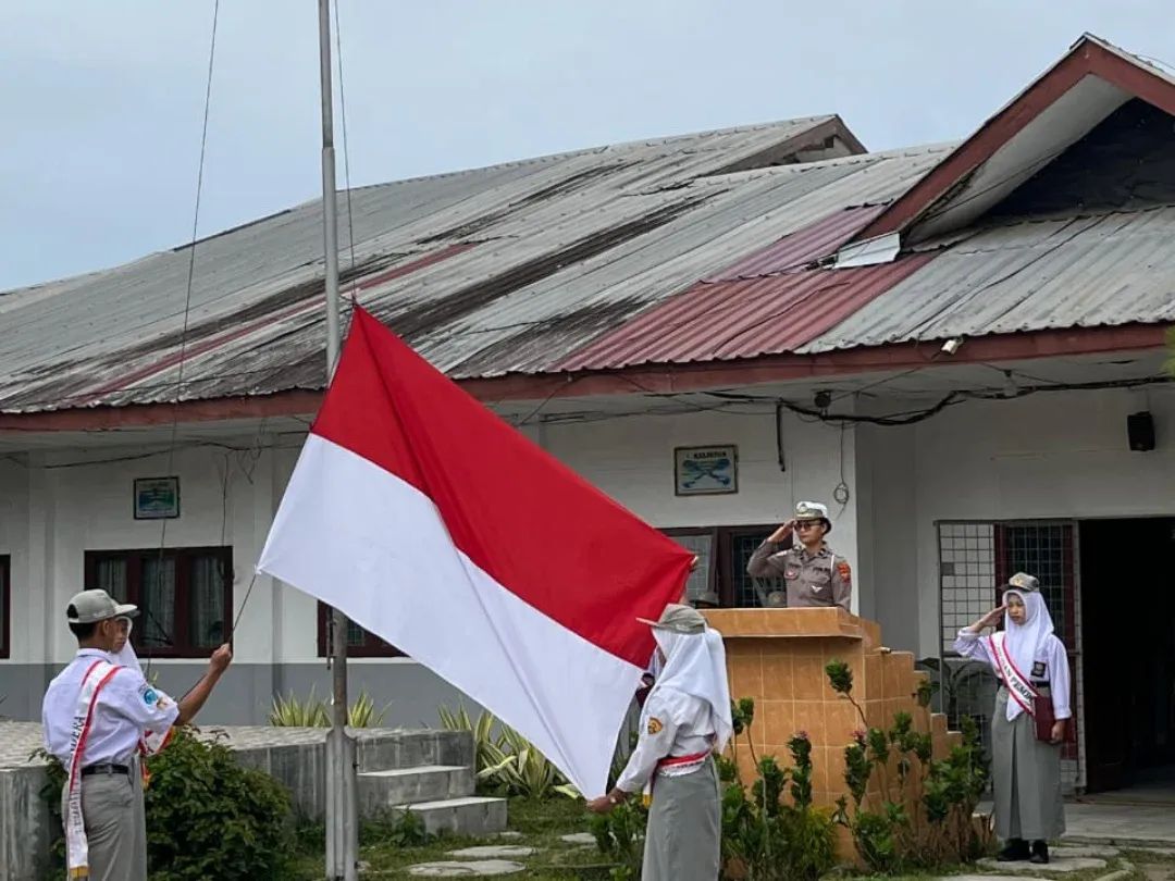 Sat Lantas Polres Tanah Karo Laksanakan Program “Police Go To School” di SMK Negeri 1 Kabanjahe