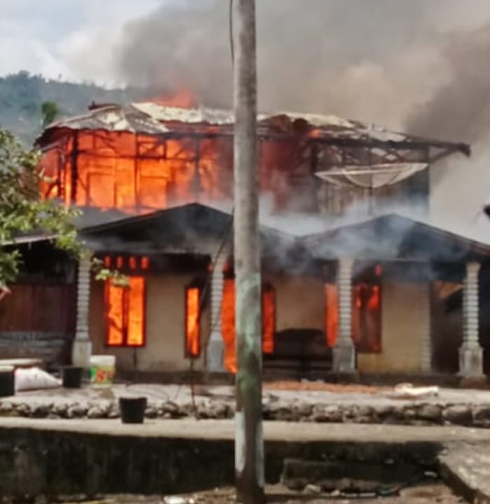5 Rumah Warga Dilalap Sijago Merah di Agara