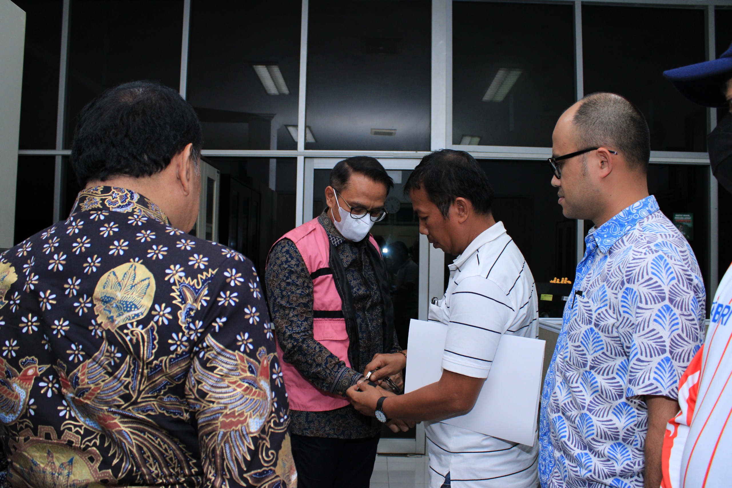 Dugaan Korupsi Proses Penjualan Tanah/Asset PT, Mantan Direktur PTPN II (2020-2023) Ditahan Kejati Sumut