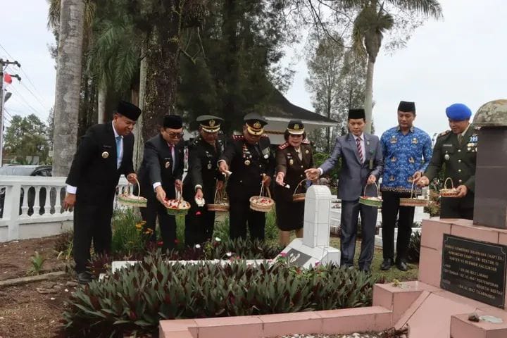 Peringatan Hari Pahlawan di Kabupaten Karo Berjalan Hikmad