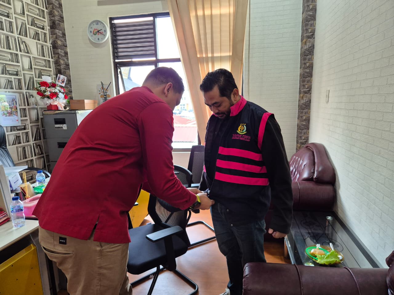 Kejari Karo Tetapkan Tersangka Baru Dugaan Korupsi Pembuatan Jaringan/Instalasi Komunikasi dan Informatika Lokal Desa, Kerugiaan Negara Rp 1,8 Miliar