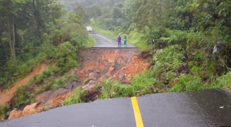 Kabupaten Tapanuli Selatan Dilanda Bencana Alam Tanah Longsor, Jalan Putus dan Banjir