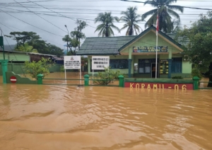 Kota Sibolga Banjir, Ratusan Rumah Terendam, Warga Mengungsi