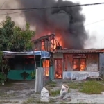 Empat Rumah Semi Permanen di Medan Polonia Terbakar