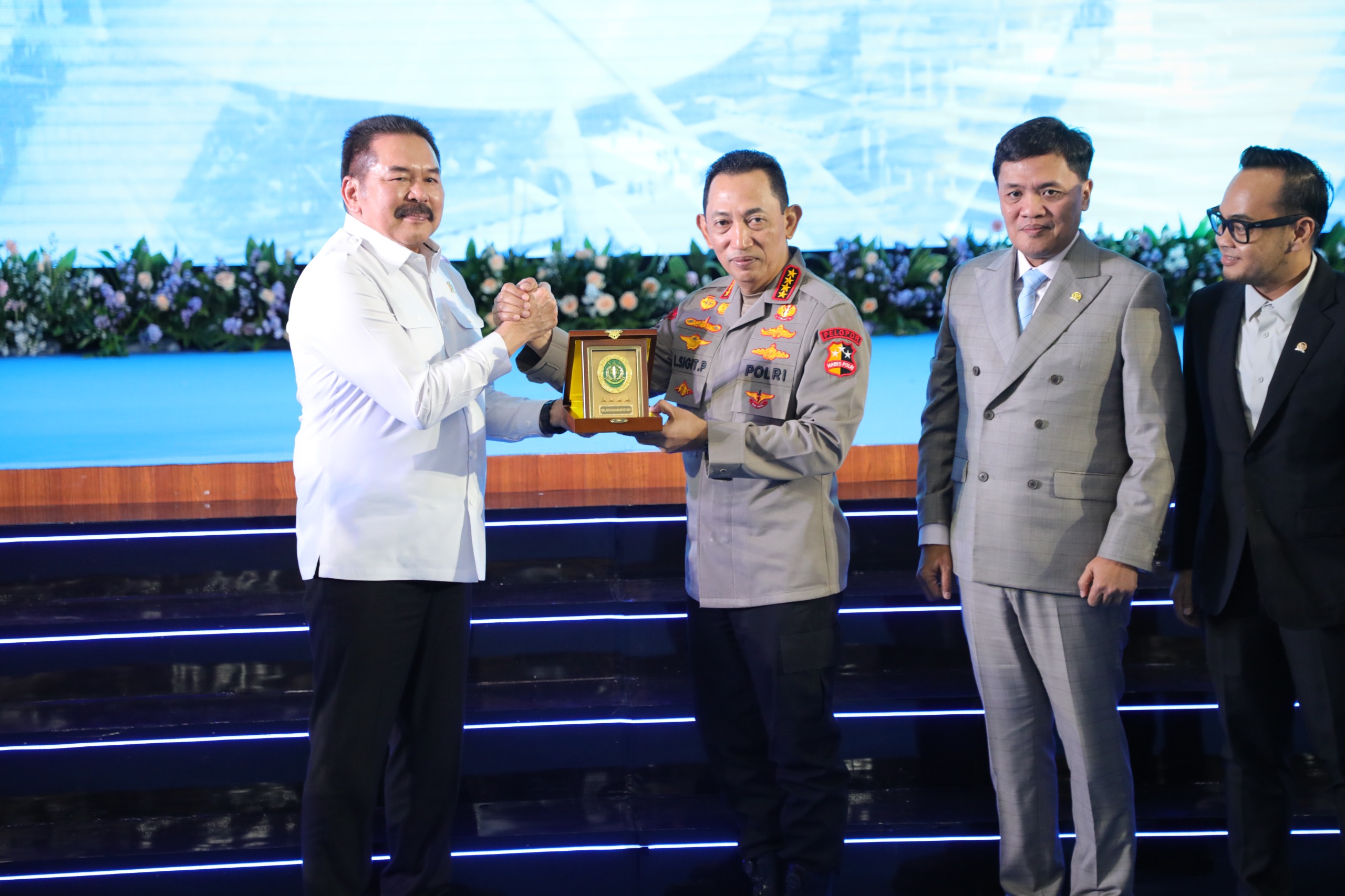 Kejagung dan Mabes Polri Teken MoU Terkait KUHP dan KUHAP Baru, Kajati Sumut :  Segera Beradaptasi