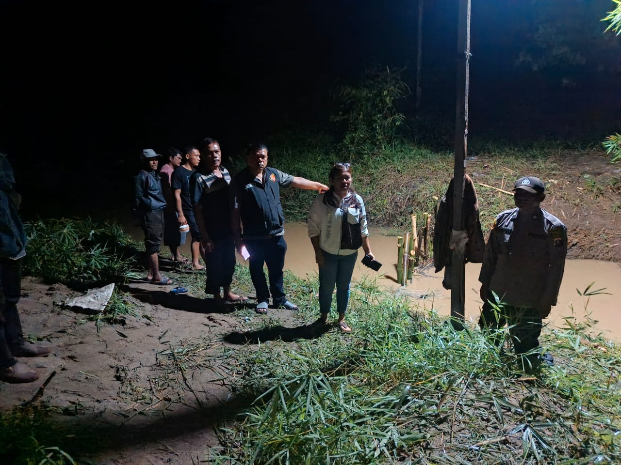 Terpleset, Gadis Kecil Hanyut di Parit Pametar Tigabinanga