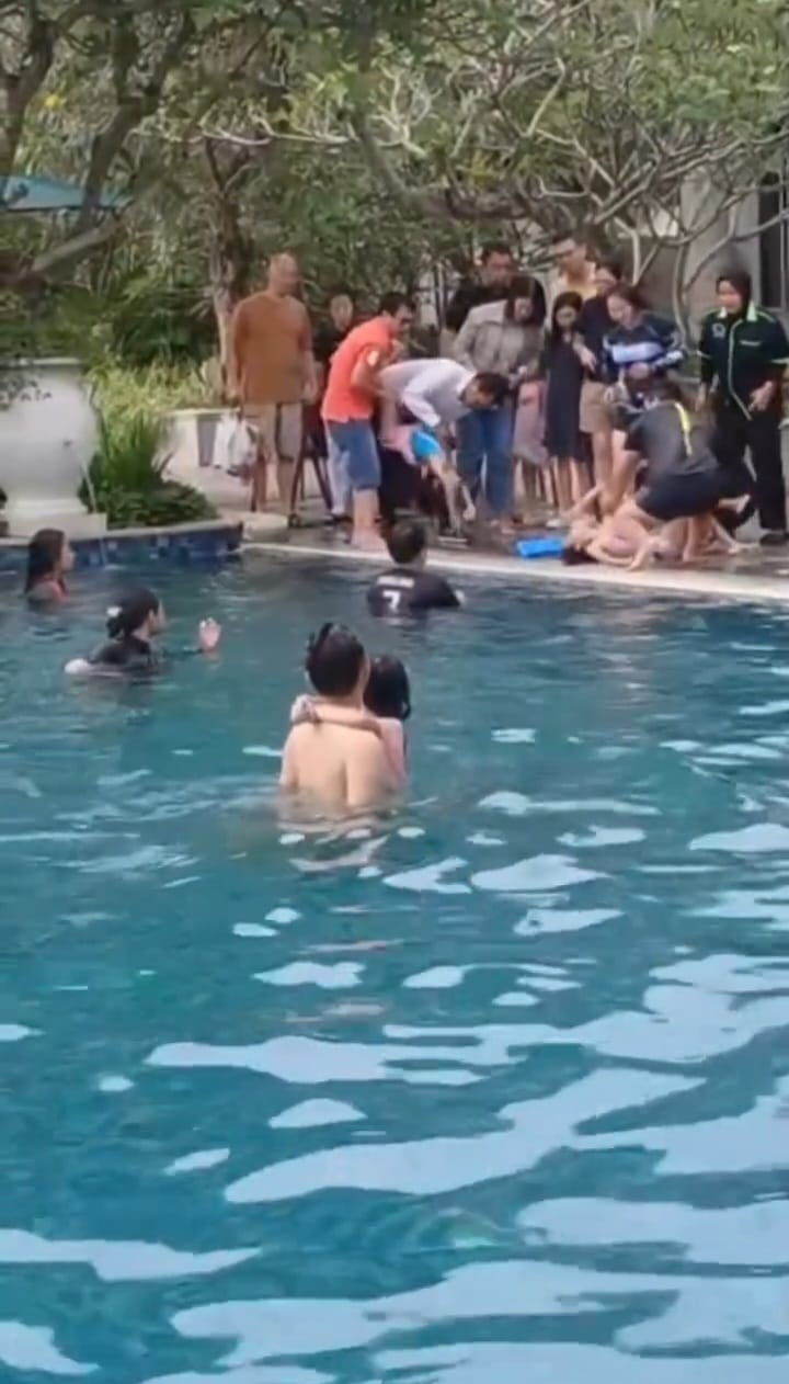 Dua Bocah Perempuan Kembar Ditemukan Tewas Tenggelam di Kolam Renang Citra Land