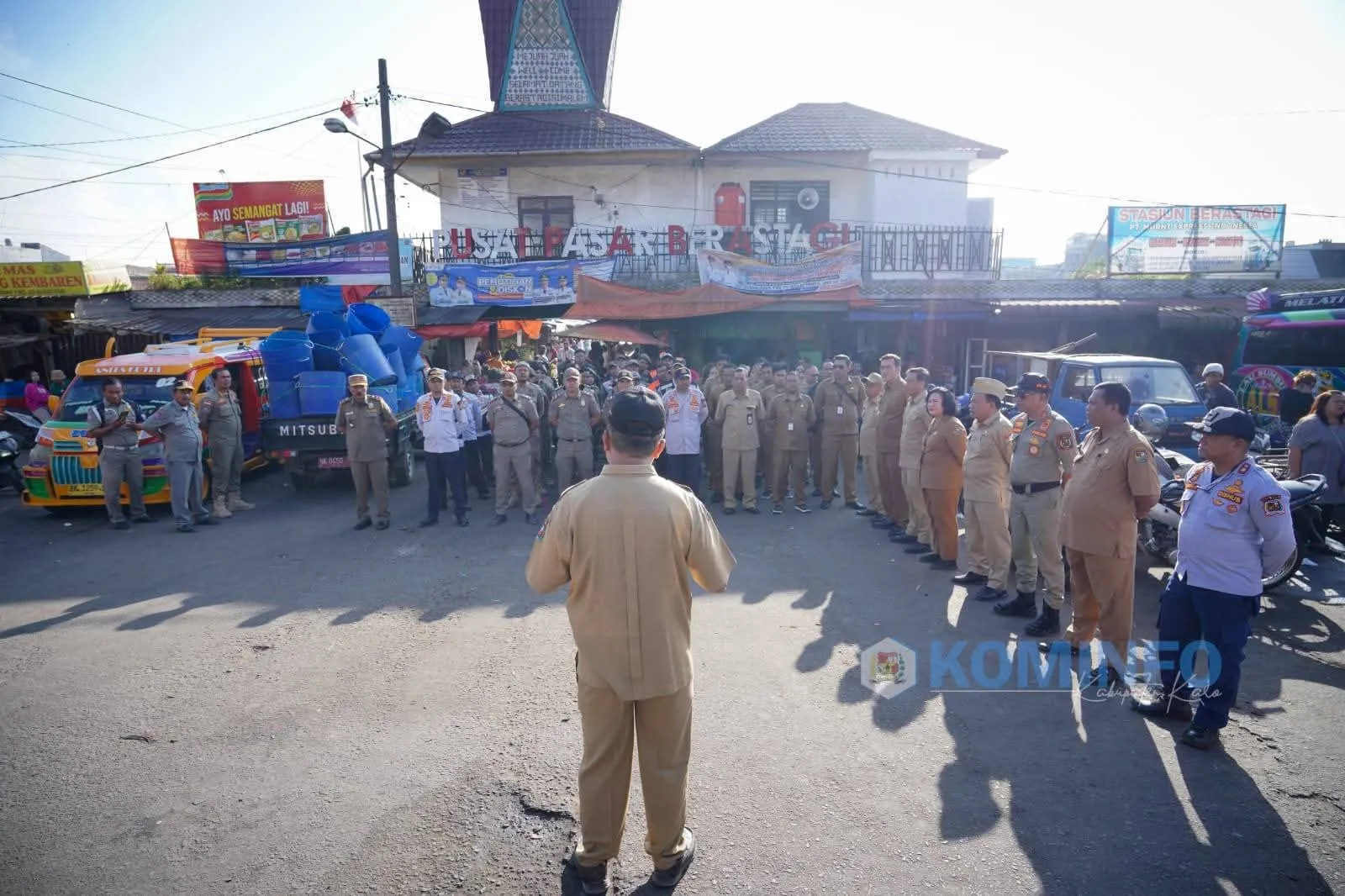 Bupati Karo Turunkan Tim Gabungan Penertiban dan Penataan Pedagang Pusat Pasar Berastagi