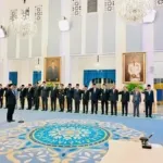 Adies Kadir Dilantik sebagai Hakim Konstitusi