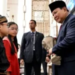 Presiden Prabowo Tiba di Amman, Disambut Putra Mahkota dan Dikawal F-16 AU Yordania