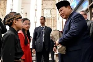 Presiden Prabowo Tiba di Amman, Disambut Putra Mahkota dan Dikawal F-16 AU Yordania