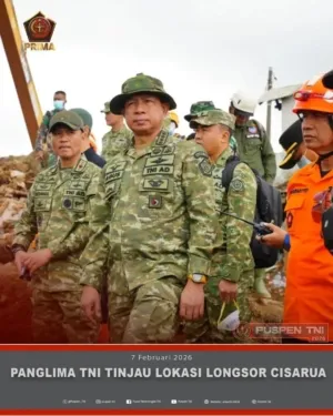 Panglima TNI Tinjau Lokasi Longsor Cisarua
