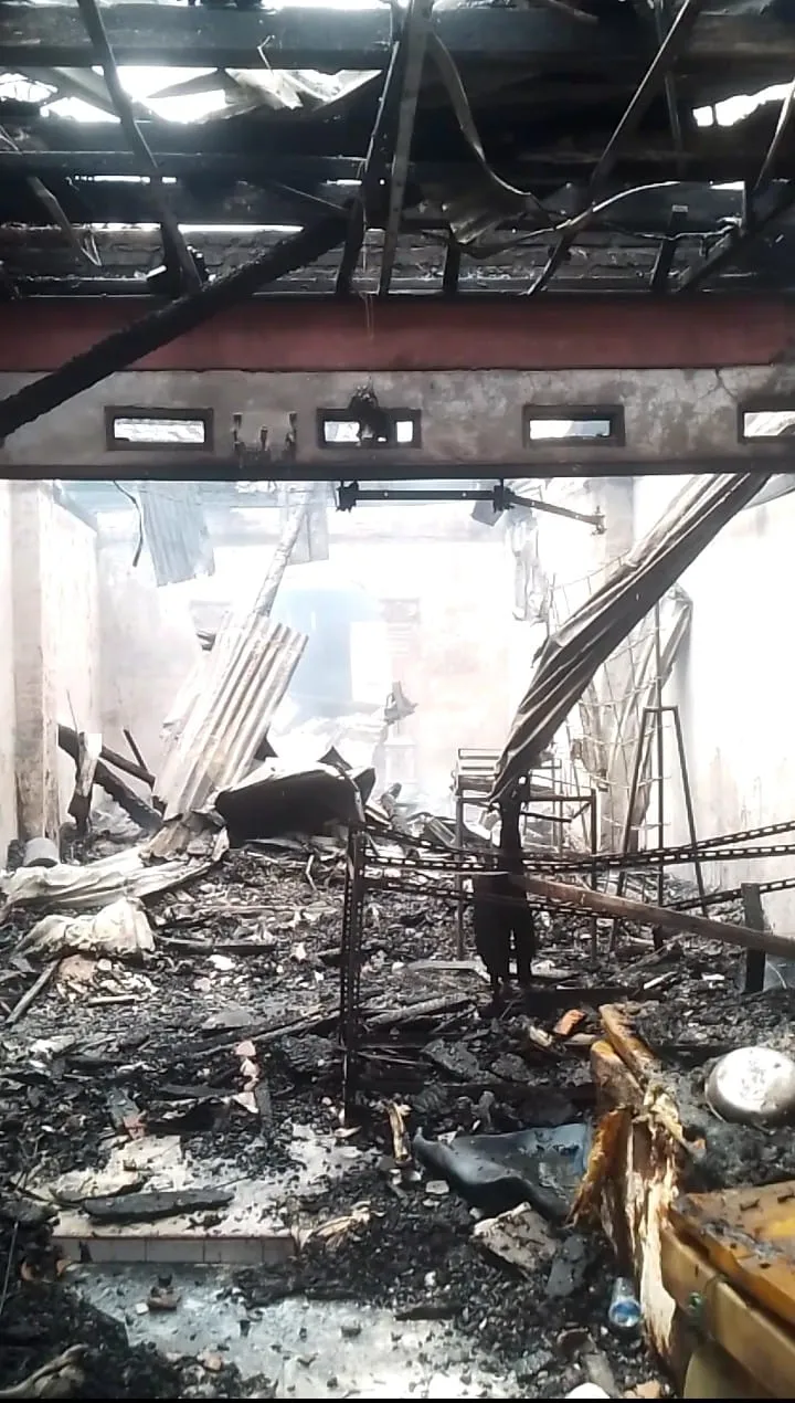 13 Ruko di Medan Labuhan Terbakar