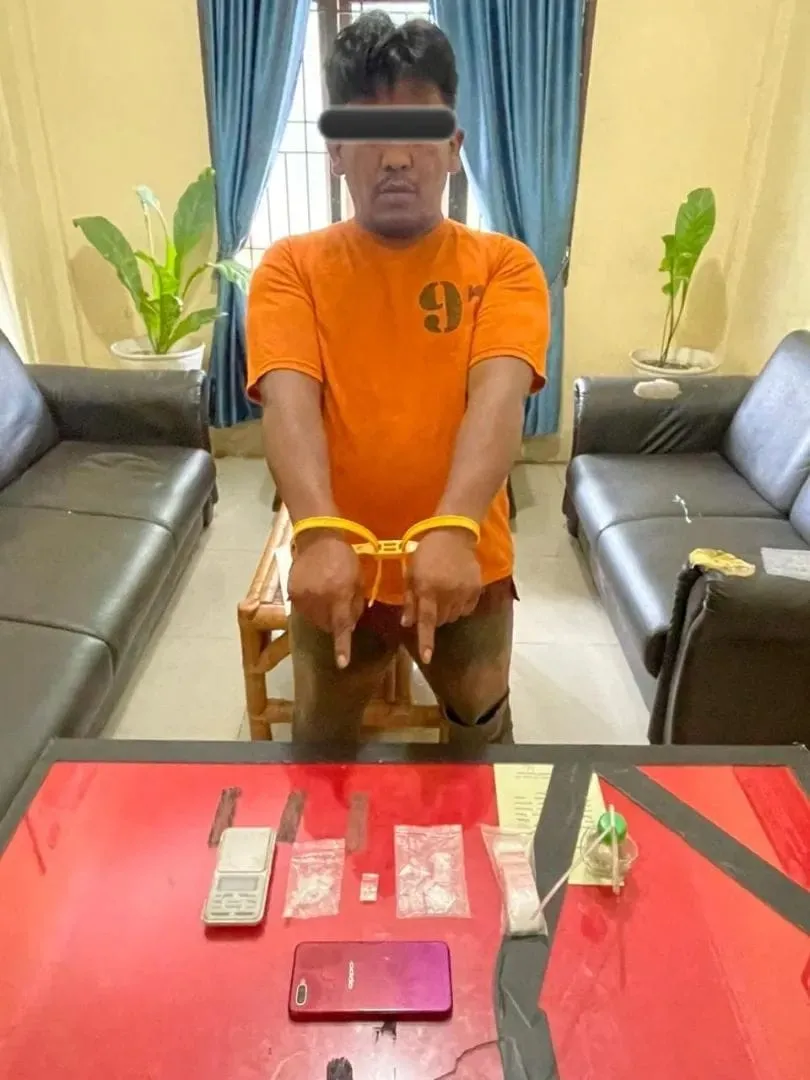 Gerebek Pria Penguna Narkotika Disebuah Rumah di Gurusinga, Berastagi