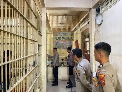Kapolres Tanah Karo Cek Ruang Tahanan, Beri Arahan dan Penekanan Personel Jaga