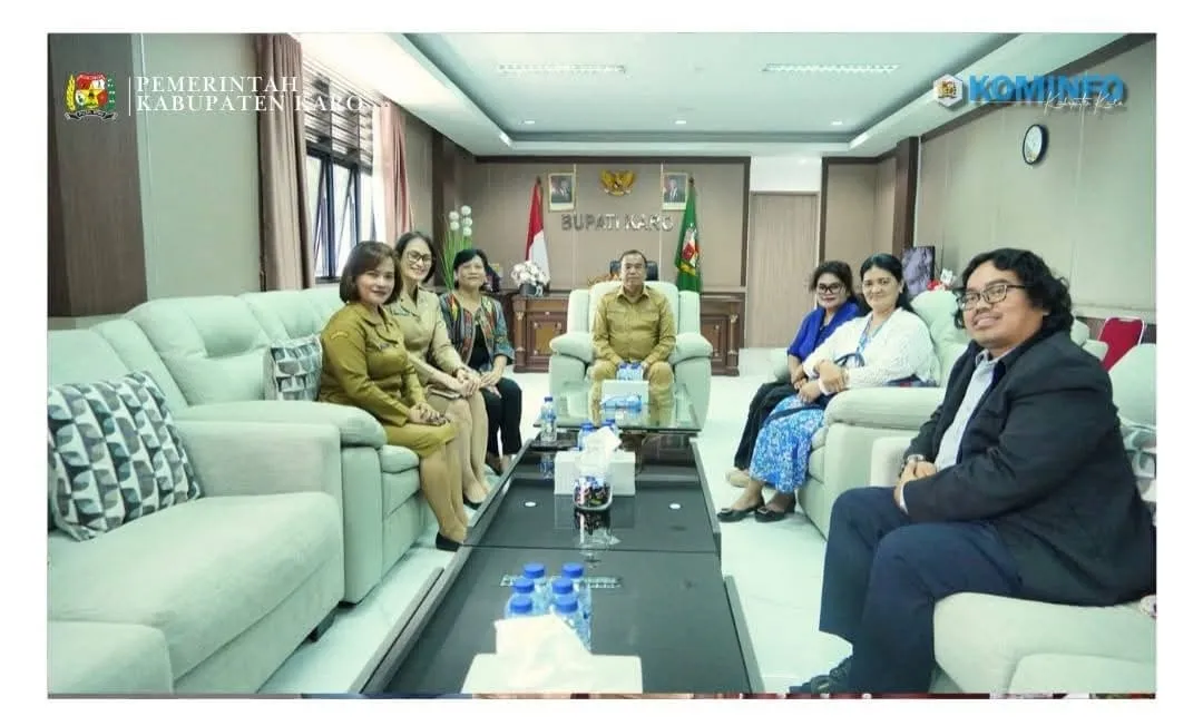 Dukung Budaya Karo ke Kancah Internasional, Bupati Karo Terima Audiensi Tim Paduan Suara UPIMG GBKP