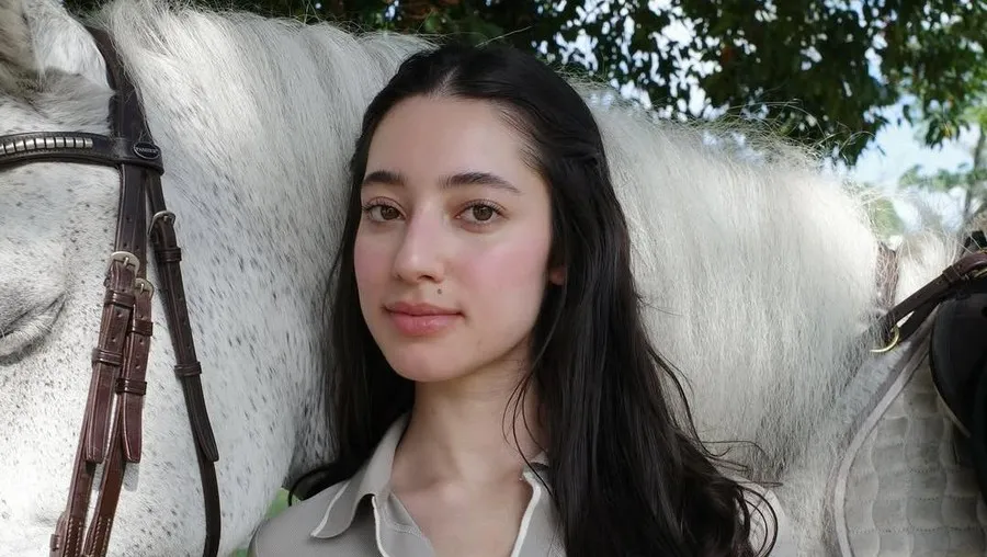 Ameera Khan Bagikan Pengalamannya Pacaran dengan Pria Indonesia