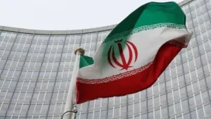 Situasi Memanas, RI Evakuasi Bertahap WNI dari Iran