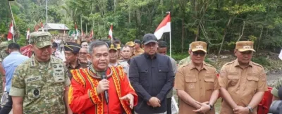 KASAD Maruli Simanjuntak Resmikan Jembatan Bailey di Boronadu Nisel