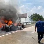 Range Rover Terbakar di Jalan Tol Lubukpakam