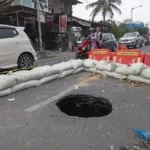 Jalan Gereja Pematangsiantar Amblas, Warga Khawatir Kerusakan Meluas
